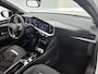 Opel Mokka-e Ultimate 50kWh 136pk Automaat | 1ste eigenaar | 3 FASE | Winterpakket | Camera | Dodehoekdetectie | LEER/Alcantara | Navigatie | 18" LMV | Apple Carplay/Android Auto |
