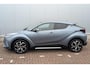 Toyota C-HR 1.8 Hybrid Dynamic Limited Afneembare trekhaak, Navigatie Apple Carplay/Android Auto, Stoel & Stuurverwarming