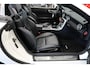 Mercedes-Benz SLK 200 Leer Airscarf Panoramadak Sportstoelen Nekverwarming Metallic wit 17 inch Sportvelgen Nette staat Onderhoud volledig aanwezig Windscherm