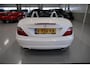 Mercedes-Benz SLK 200 Leer Airscarf Panoramadak Sportstoelen Nekverwarming Metallic wit 17 inch Sportvelgen Nette staat Onderhoud volledig aanwezig Windscherm