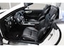 Mercedes-Benz SLK 200 Leer Airscarf Panoramadak Sportstoelen Nekverwarming Metallic wit 17 inch Sportvelgen Nette staat Onderhoud volledig aanwezig Windscherm