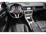 Mercedes-Benz SLK 200 Leer Airscarf Panoramadak Sportstoelen Nekverwarming Metallic wit 17 inch Sportvelgen Nette staat Onderhoud volledig aanwezig Windscherm