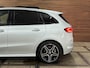 Mercedes-Benz B-klasse 250 e Bus. Solution AMG Limited | Pano | Elektr stoelen + memory | Sfeer | Widescreen | LED Matrix | Camera