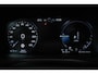 Volvo V60 T6 Twin Engine AWD Inscription | Panoramadak | Stoelverwarming | Parkeersensoren voor + achter | Parkeerverwarming | Comfortstoelen | Navigatie | Lederen Bekleding |