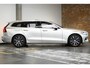 Volvo V60 T6 Twin Engine AWD Inscription | Panoramadak | Stoelverwarming | Parkeersensoren voor + achter | Parkeerverwarming | Comfortstoelen | Navigatie | Lederen Bekleding |