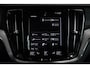 Volvo V60 T6 Twin Engine AWD Inscription | Panoramadak | Stoelverwarming | Parkeersensoren voor + achter | Parkeerverwarming | Comfortstoelen | Navigatie | Lederen Bekleding |