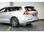 Volvo V60 T6 Twin Engine AWD Inscription | Panoramadak | Stoelverwarming | Parkeersensoren voor + achter | Parkeerverwarming | Comfortstoelen | Navigatie | Lederen Bekleding |