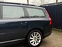 Volvo V70 2.5T Kinetic LEER AUT