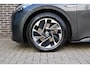 Volkswagen ID.3 204pk First 58 kWh | Navigatie | Volautomatische airconditioning | Steunhaak