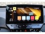 Volkswagen ID.3 204pk First 58 kWh | Navigatie | Volautomatische airconditioning | Steunhaak