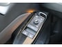 Volkswagen ID.3 204pk First 58 kWh | Navigatie | Volautomatische airconditioning | Steunhaak