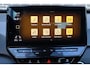 Volkswagen ID.3 204pk First 58 kWh | Navigatie | Volautomatische airconditioning | Steunhaak