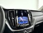 Volvo XC60 B5 Momentum Business | Parkeercamera | Harman Kardon | Stoel- en Stuurverwarming | Trekhaak