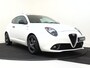 Alfa Romeo MiTo 0.9 105PK TwinAir ECO Super Parkeerhulp | Navigatie | Climate Controle | Dakje |
