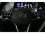 Volkswagen ID.4 First Max 77 kWh / SOH 92% / Panoramadak / Matrix LED IQ.Light / Elektr. verstelbare voorstoelen + memory / HUD Augmented Reality / Rondomzichtcamera / Apple Carplay - Android Auto / Stoelverwarming / 21'' LMV / Keyless / Achteruitrijcamera / Navigatie / Stuurwielverwarming / Warmtepomp