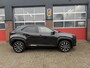 Toyota Yaris Cross 1.5 Hybrid 115 Style, Stuur + Stoelverwarming, Keyless, Draadloos opladen, enz...