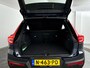 Volvo XC40 T2 Momentum Business | Parkeercamera | Stoel- en Stuurverwarming | Cruise Control | Navigatie