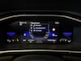 Volkswagen T-Roc 1.5 TSI R-Line DSG *PANO*IQ*APP*MATRIX*LM17*