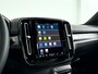 Volvo XC40 Single Motor Extended Range Ultimate 82 kWh | Panoramadak | 360° camera | Harman Kardon | Stoel- en Stuurverwarming | Trekhaak