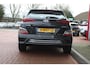 Hyundai Kona 64 kWh Aut *Comfort* | 3 Fase | Carplay | Adaptive Cruise & Climate Control | Camera | PDC | Navigatie | Bluetooth | Orig.NL |