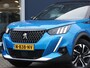 Peugeot 2008 1.2 PureTech GT Panoramisch schuifdak | Sportstoelen | Camera 360* + Parkeersensoren V+A | Trekhaak | Apple Carplay & Android Auto