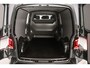 Volkswagen Transporter 2.0 TDI 110pk L2 Dubbele Cabine | 6-zitplaatsen | Betimmering | Trekhaak |  Navigatie (Apple carplay / Android Auto)
