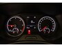 Volkswagen Transporter 2.0 TDI 110pk L2 Dubbele Cabine | 6-zitplaatsen | Betimmering | Trekhaak |  Navigatie (Apple carplay / Android Auto)
