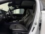 Mercedes-Benz A-klasse 180 Premium Plus AMG Pano/Ambiente/Car Play/LED/Navigatie/Camera/Alcantara/PDC/Cruise/Climate/Apk 03-2027