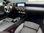 Mercedes-Benz A-klasse 180 Premium Plus AMG Pano/Ambiente/Car Play/LED/Navigatie/Camera/Alcantara/PDC/Cruise/Climate/Apk 03-2027