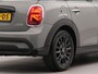 MINI Cooper Mini 1.5 Classic | Apple Carplay | Connected Services | Navigatie | Parkeersensoren voor en achter | Spraakbediening |