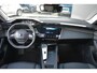 Peugeot 408 1.6 HYbrid Allure Pack 225 EAT8 DEMO-DEAL! | 360 Camera | Drive Assist | 7,4kW Boordlader | AGR-Comfortstoel | Full-LED | Stoelverwarming | !!