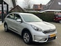 Kia Niro 1.6 GDi Hybrid DynamicLine Navi Clima Cruise Camera Trekhaak NAP NL-Auto Volledig Dealeronderhouden!