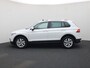 Volkswagen Tiguan 1.4TSIeHybrid 180kW/245PK Elegance DSG · Panoramadak · Apple/Android · Camera + Parkeersensoren · Garantie t/m 06-07-2028 of 100000km.