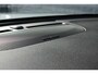 Volvo XC40 B4 Automaat Plus Dark | Semi elektrisch inklapbare trekhaak | Verwarmbare voorstoelen en stuurwiel | Adaptive Cruise control | Premium Sound by Harman Kardon | Elektrisch verstelbare voorstoelen | Apple Carplay/Android Auto