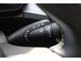 Volvo XC40 B4 Automaat Plus Dark | Semi elektrisch inklapbare trekhaak | Verwarmbare voorstoelen en stuurwiel | Adaptive Cruise control | Premium Sound by Harman Kardon | Elektrisch verstelbare voorstoelen | Apple Carplay/Android Auto