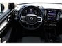 Volvo XC40 B4 Plus Dark | Semi elektrisch inklapbare trekhaak | 19" lichtmetalen velgen | All Seasonbanden | Noodreservewiel | Verwarmbare voorstoelen | Driver Awareness | Adaptive Cruise control | Pilot Assist | Driver Assist | Verwarmbaar stuurwiel | Camera achter | Draadloze telefoonoplader | Keyless Entry | Keyless Drive | Verwarmbare voorruit | Premium Sound by Harman Kardon | Elektrisch verstelbare voorstoelen | Apple Carplay/Android Auto | Google Maps | Google Assistant | Blis | Elektrisch bedienbare achterklep