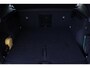 Volvo XC40 B4 Plus Dark | Semi elektrisch inklapbare trekhaak | 19" lichtmetalen velgen | All Seasonbanden | Noodreservewiel | Verwarmbare voorstoelen | Driver Awareness | Adaptive Cruise control | Pilot Assist | Driver Assist | Verwarmbaar stuurwiel | Camera achter | Draadloze telefoonoplader | Keyless Entry | Keyless Drive | Verwarmbare voorruit | Premium Sound by Harman Kardon | Elektrisch verstelbare voorstoelen | Apple Carplay/Android Auto | Google Maps | Google Assistant | Blis | Elektrisch bedienbare achterklep