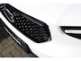 Volvo XC40 B4 Automaat Plus Dark | Semi elektrisch inklapbare trekhaak | Verwarmbare voorstoelen en stuurwiel | Adaptive Cruise control | Premium Sound by Harman Kardon | Elektrisch verstelbare voorstoelen | Apple Carplay/Android Auto