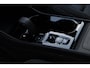 Volvo XC40 B4 Plus Dark | Verwarmbare voorstoelen | Verwarmbaar stuurwiel | Verwarmbare voorruit | Premium audio by Harman Kardon | Trekhaak | 18 inch Lichtmetalen velgen