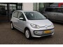 Volkswagen Up! 1.0 high up! 75PK / 55kW automaat, Door ons geleverd en onderhouden, cruise control, parkeersensoren, airco, mistlampen voor, lederen stuurwiel, elektrisch verstel- en verwarmbare spiegels