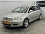 Toyota Avensis Wagon 1.8 VVTi Linea Terra / NAP / NETTE AUTO / RIJDT SCHAKELT GOED
