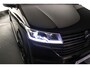 Volkswagen Transporter 2.0 TDI 204pk Caravelle Highline Dubbele Cabine | ABT Styling | Vossen Wielen | Brembo | Elec. schuifdeuren en achterklep | Leder | ACC