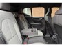 Volvo XC40 B4 Plus Dark | Verwarmde Stoelen+Stuurwiel | Semi- Elektrische Trekhaak | Verwarmbare Voorruit | AppleCarplay / AndroidAuto | Keyless Entry/Start | Harman Kardon Premium Audio | Park Assist |