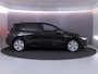 Volkswagen Golf 1.5 eHybrid Life Edition 204 pk Automaat (DSG) | Verlengde garantie | Navigatie via App | Parkeersensoren (Park assist) | Achteruitrijcamera | Stoelverwarming |