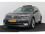 Volkswagen Tiguan 1.4 TSI Connected Series R-Line | Uitklap Trekhaak | Panoramadak | Org NL | Digital Cockpit | Camera |