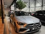 Mercedes-Benz C-klasse Estate 300 e AMG Line Garantie Trekhaak Massage Pano Ambient 360 Blindspot Elek Achterklep StuurVW Rijklaar