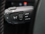 Peugeot e-2008 EV Active Pack 50 kWh 136 Pk | Adaptive Cruise | Camera | Keyless | Stoelverwarming | LED | 17 Inch | 57.313 Km