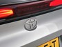 Toyota C-HR 1.8 Hybrid 140 First Edition Bi-Tone | Elektrische Achterklep | Automatisch Inparkeren | 360° Camera | LM-Velgen | Donker Getinte Achterruiten |