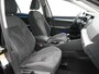 Volkswagen Golf Variant 2.0 TDI Life Business Navigatie - LED - Stoelverwarming - ACC - Camera