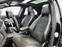 Mercedes-Benz A-klasse 180 AMG Automaat (Dealer OnderH, NL-auto, Panorama, SfeerV, Harman/ Kardon, Carplay, Navi, Etc)